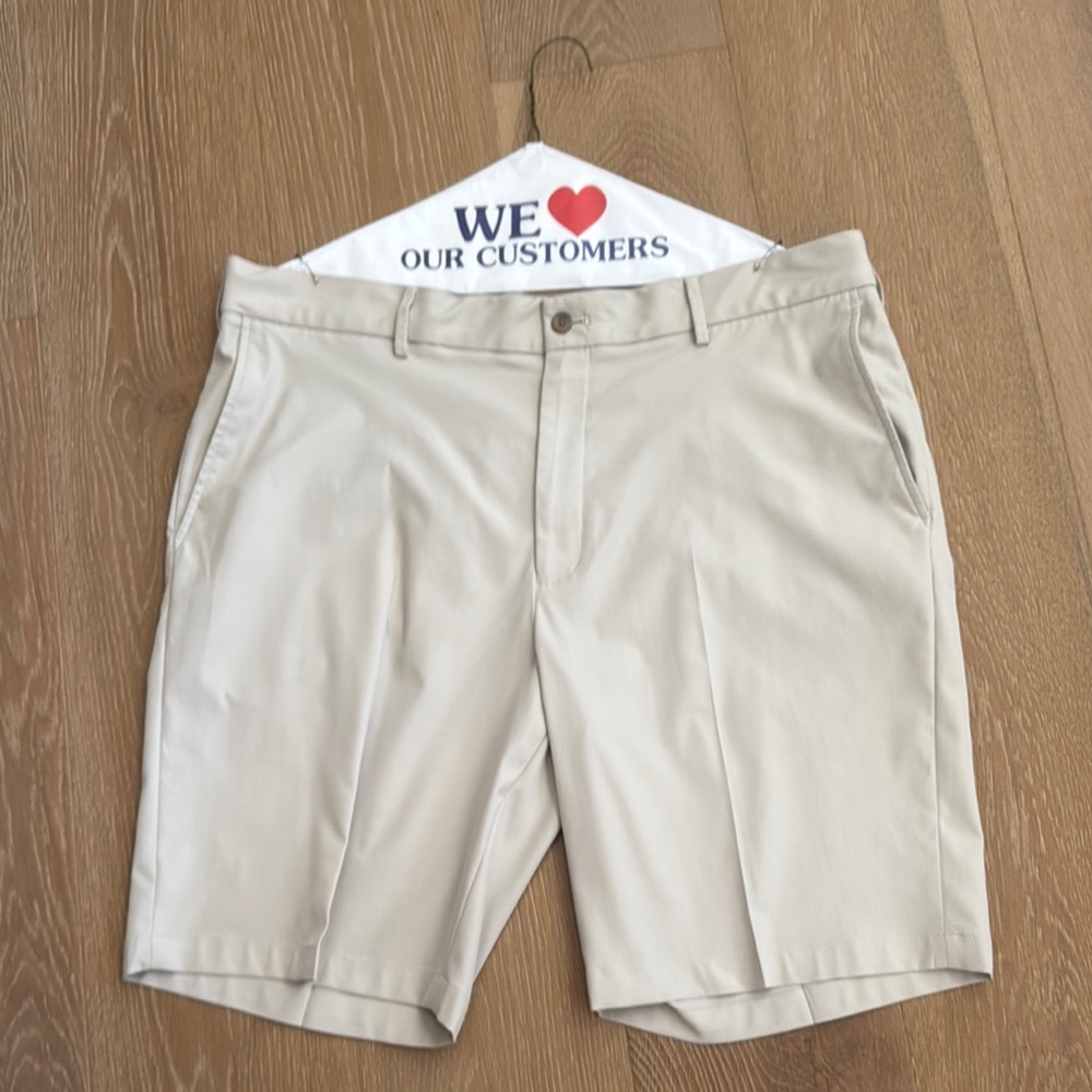 Walter Hagen Tan Flat Front Shorts
